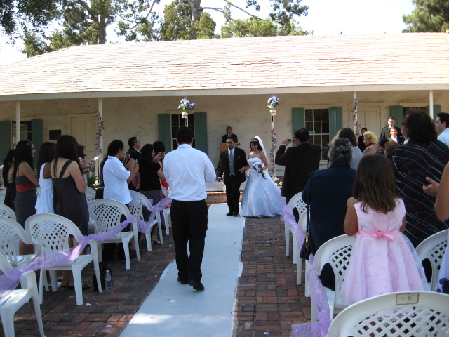 617x456 pixels (140K)